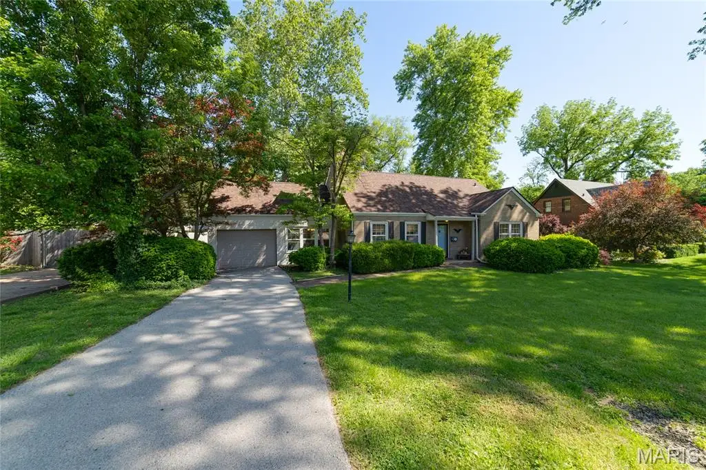 111 Royal Avenue, Saint Louis, MO 63135 - #1