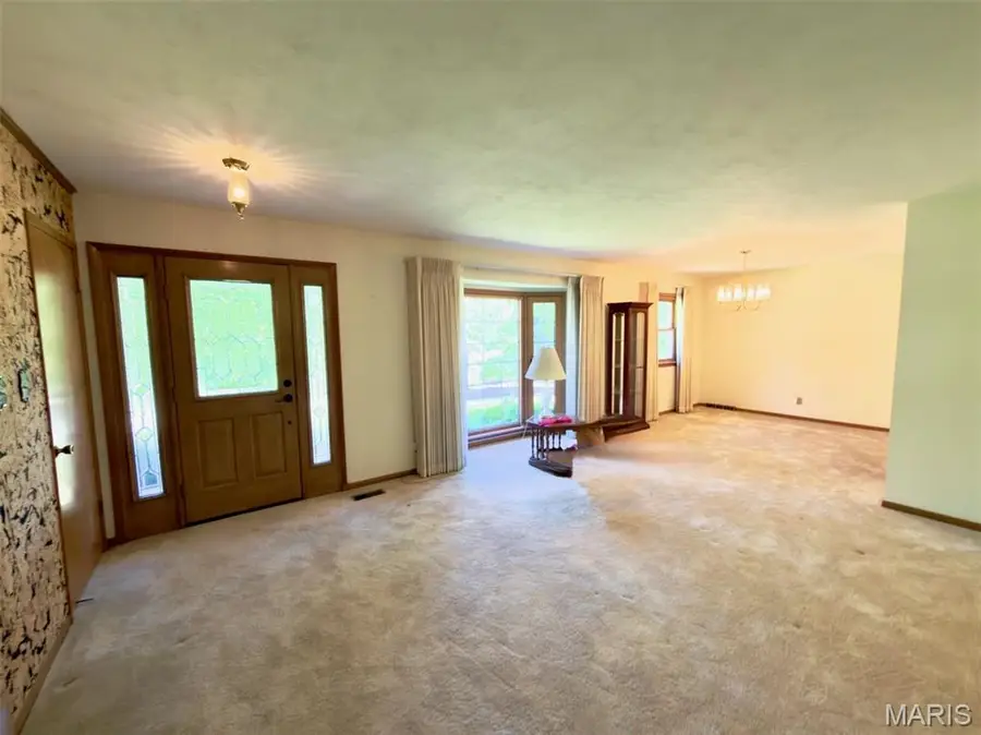 9817 Kimker Lane, Sunset Hills, MO 63127 - #2