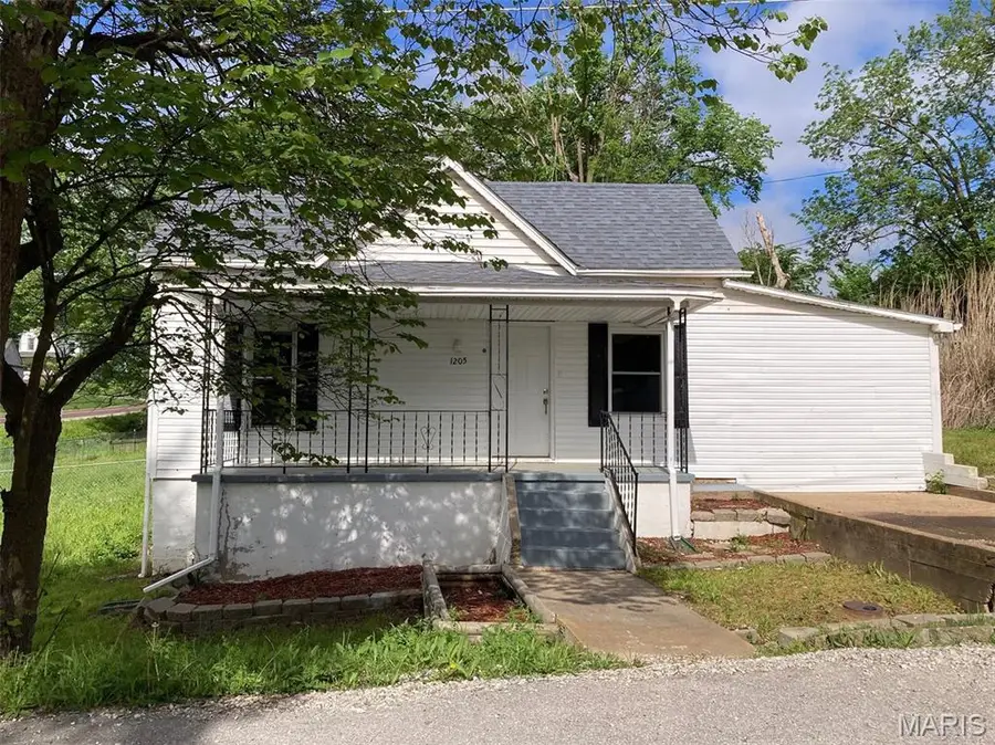 1205 Madison Street, Centertown, MO 65023 - #2