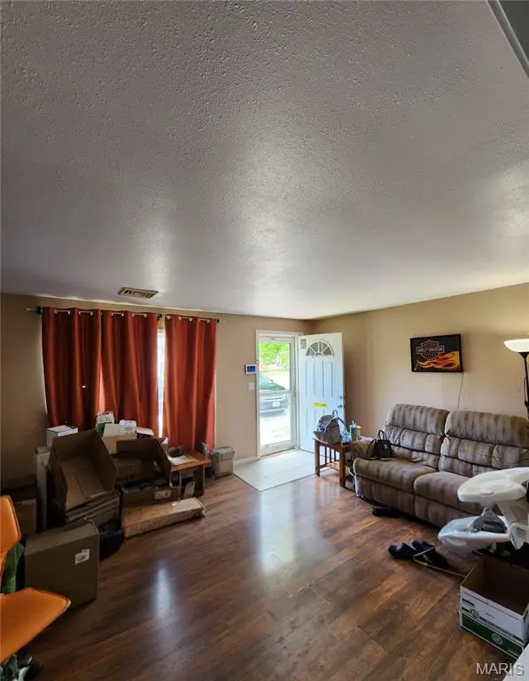 523 Elmont Road, Sullivan, MO 63080 - #3