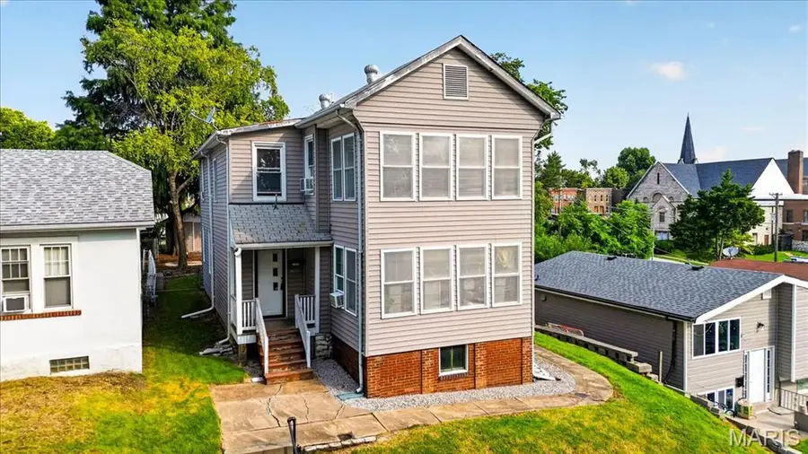 6217 Minnesota Avenue, Saint Louis, MO 63111 - #3