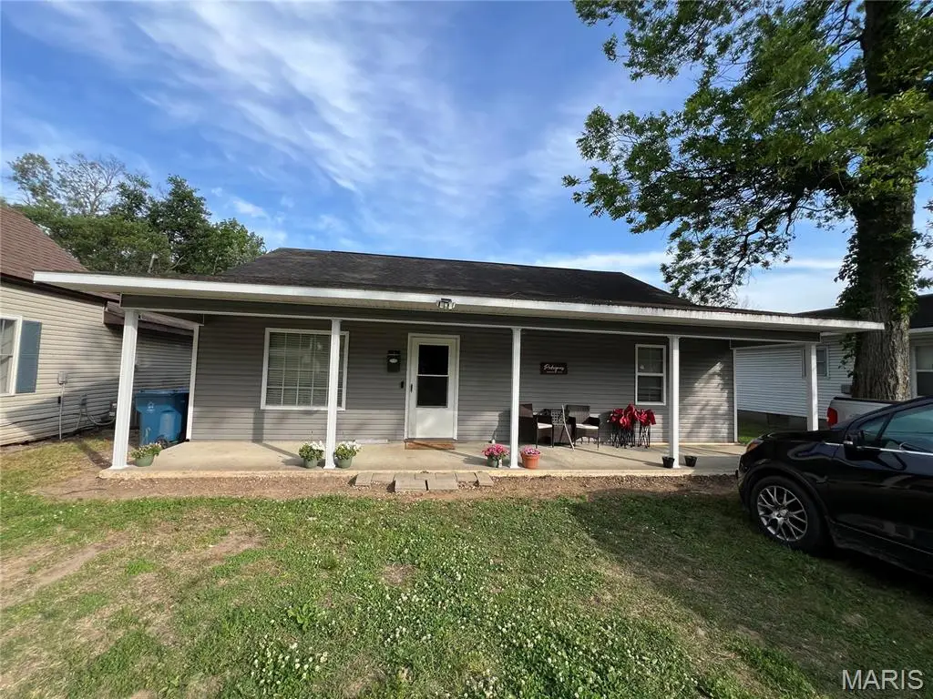 308 E Pine St, East Prairie, MO 63845 - #1