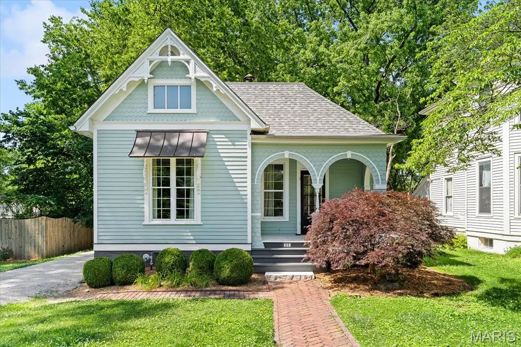 905 St. Louis Street, Edwardsville, IL 62025 - #1