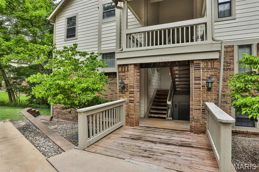 12966 Bryce Canyon Drive #B, Maryland Heights, MO 63043 - #3