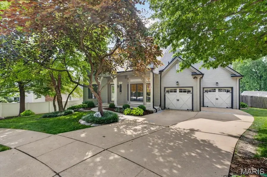 442 Woodlawn Grove Lane, Kirkwood, MO 63122 - #3