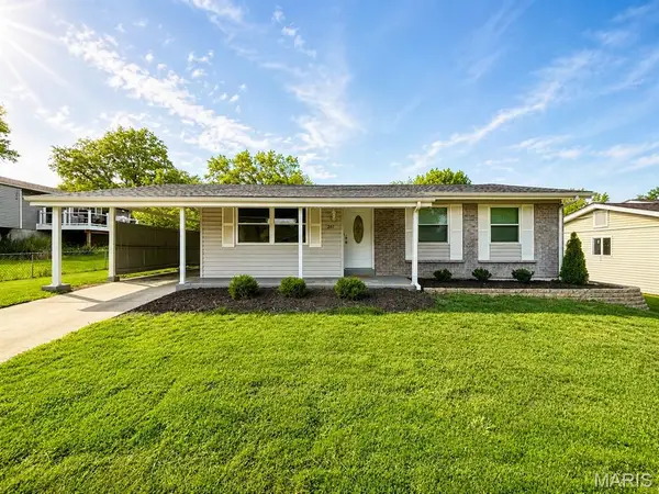 207 Bitterwood Drive, St Louis, MO 63021
