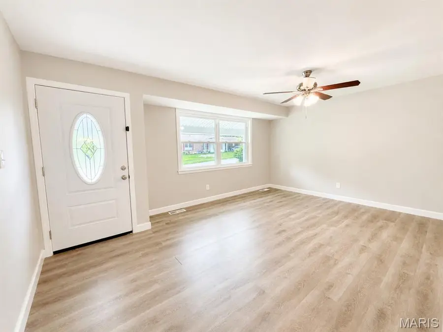 207 Bitterwood Drive, Ballwin, MO 63021 - #2