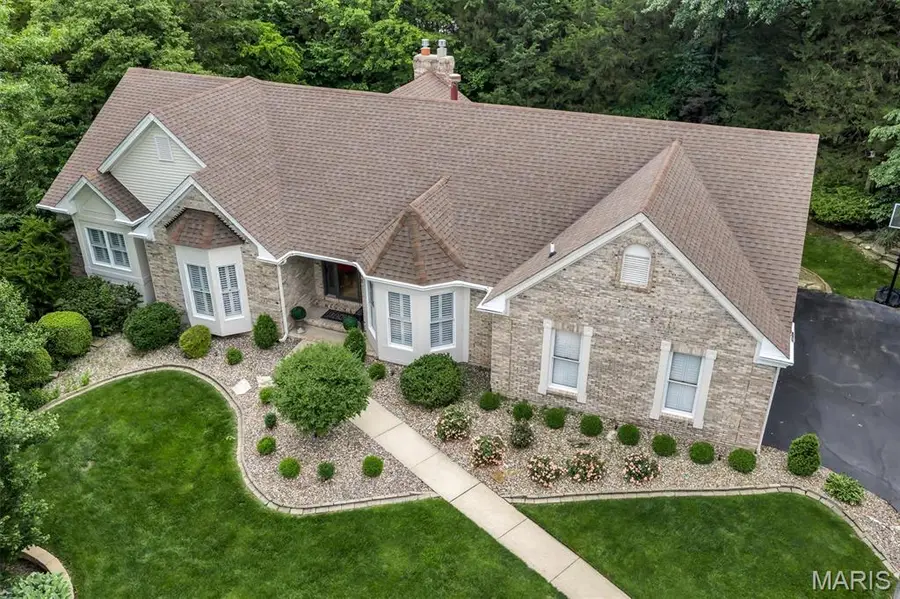 11 Forest Knoll Circle, Lake Saint Louis, MO 63367 - #3