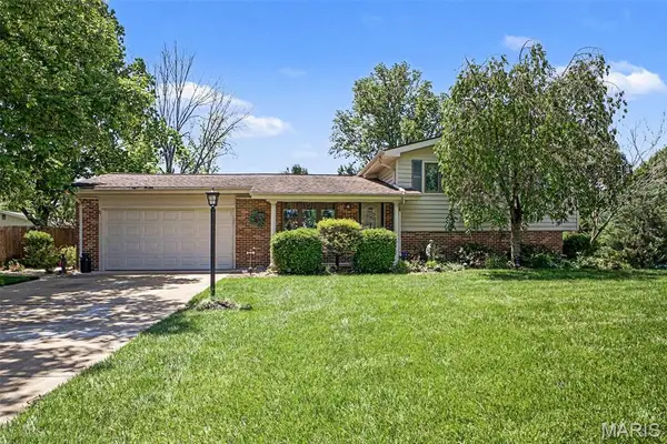 4912 Arevalo Court, St Louis, MO 63128