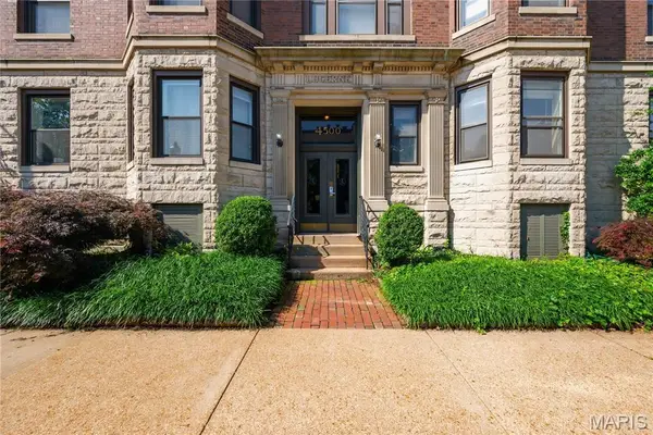 4500 Mcpherson Avenue #1E, St Louis, MO 63108
