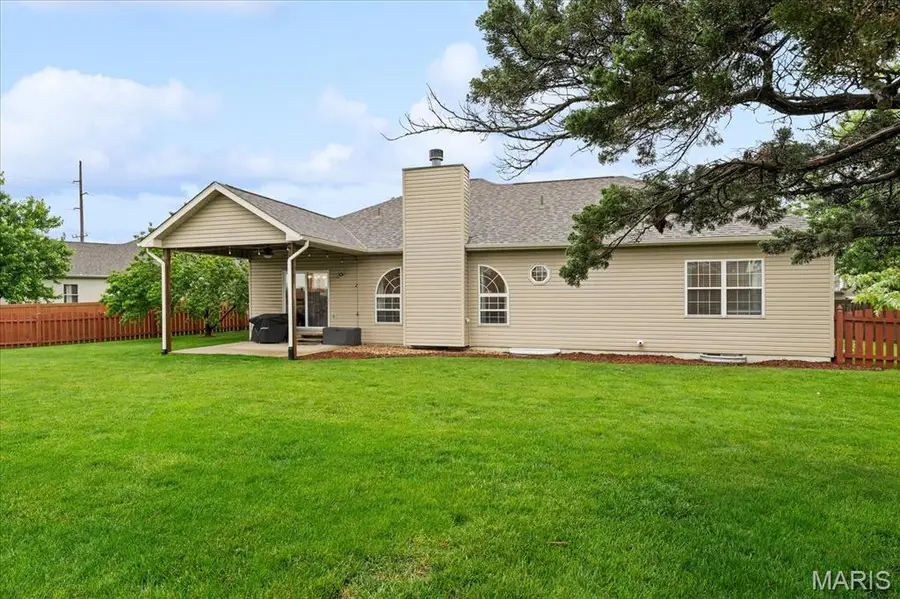 1305 Greenbank Way, Ofallon, IL 62269 - #3