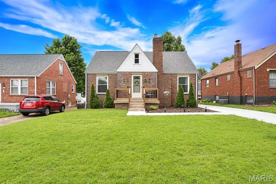 10014 N Marlene Drive, Saint Louis, MO 63123 - #2