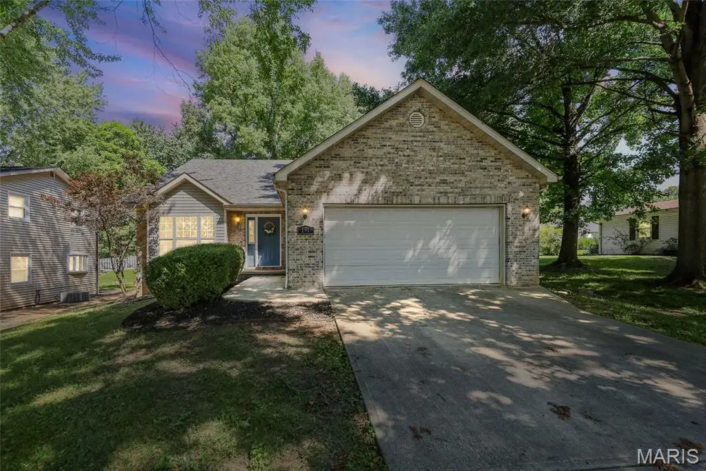 191 Shore Drive, Edwardsville, IL 62025 - #1