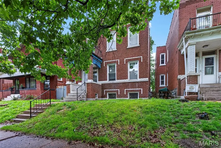 739 Dover Place, Saint Louis, MO 63111 - #3