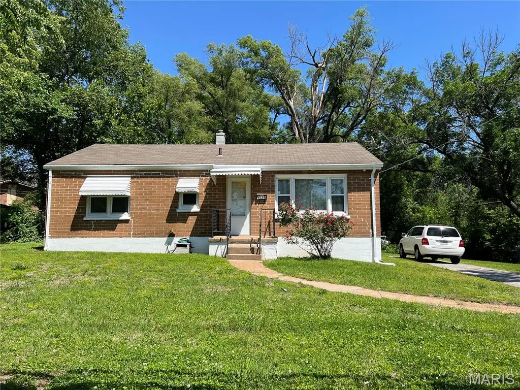 4138 Wright Avenue, Saint Ann, MO 63074 - #1