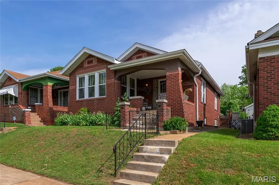 4131 Utah Street, Saint Louis, MO 63116 - #2
