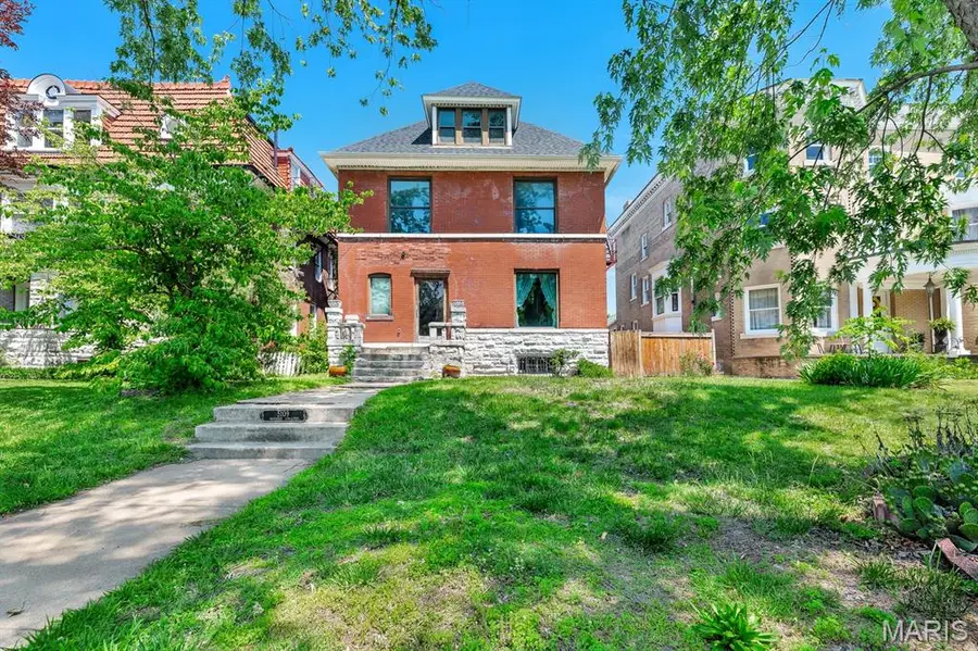 5109 Waterman Boulevard, Saint Louis, MO 63108 - #3