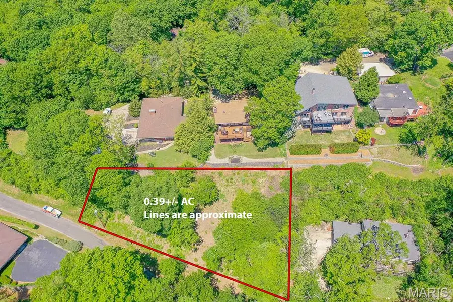 3100 Illini Trail, Godfrey, IL 62035 - #3