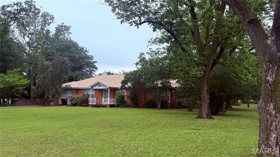 1332 First Street, Kennett, MO 63857 - #2