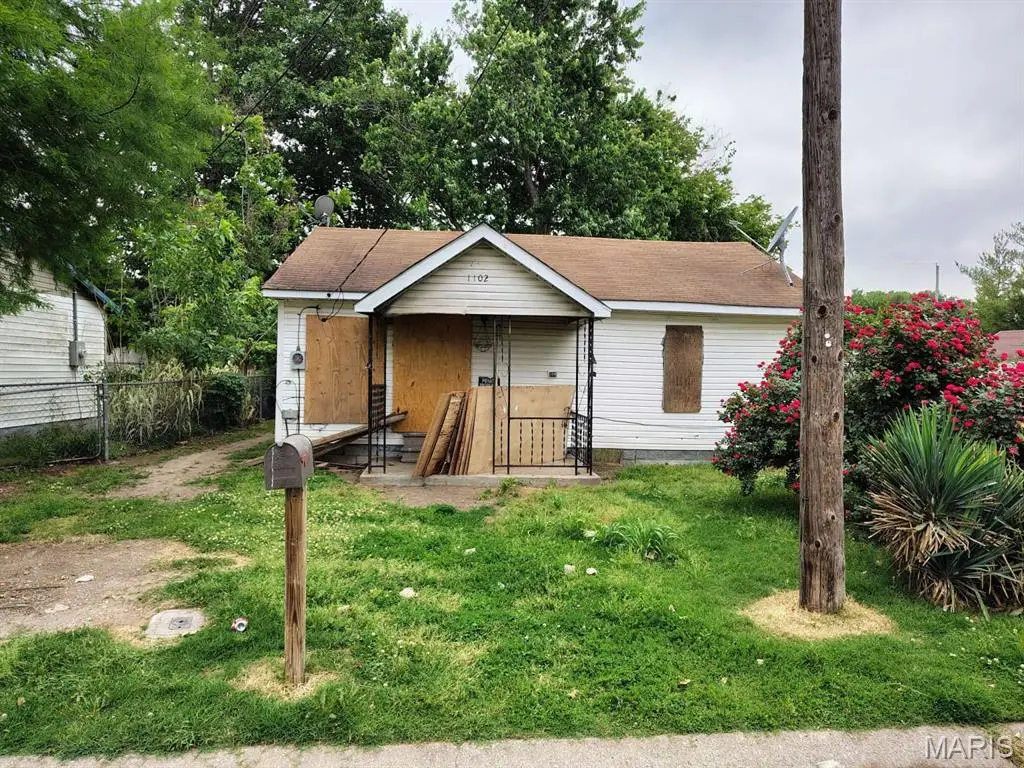 1102 Madison Avenue, Caruthersville, MO 63830 - #1