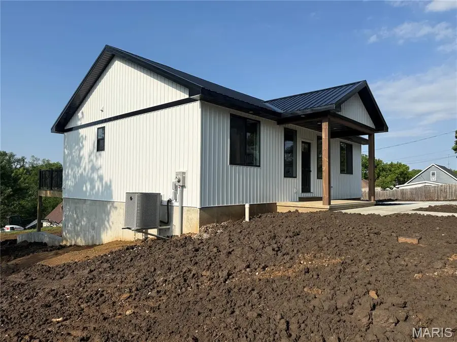 707 Hayward Street, Hannibal, MO 63401 - #2