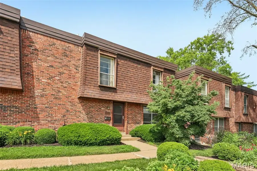 13484 Coliseum Drive, Chesterfield, MO 63017 - #2