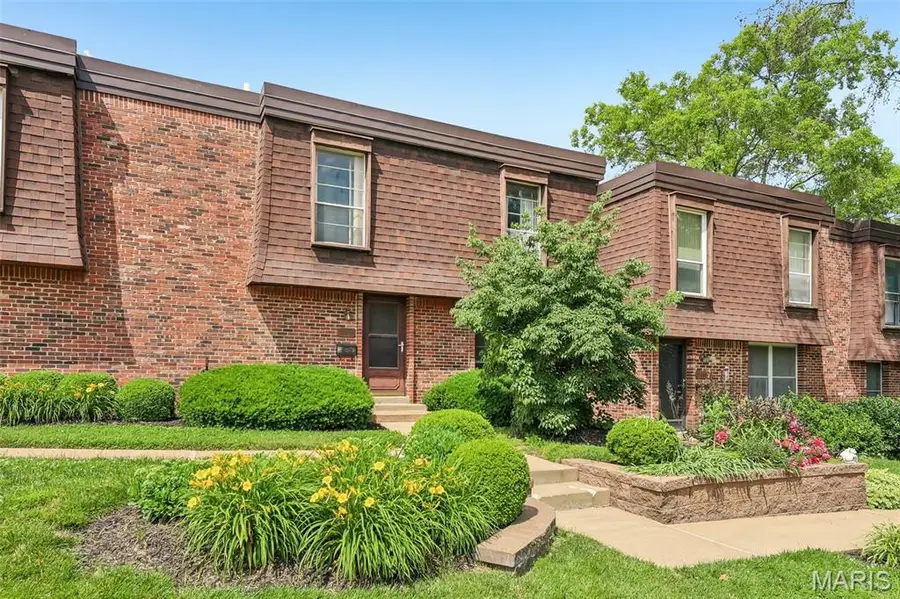 13484 Coliseum Drive, Chesterfield, MO 63017 - #3