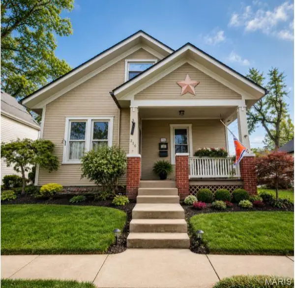 216 W Center Street, Lebanon, IL 62254