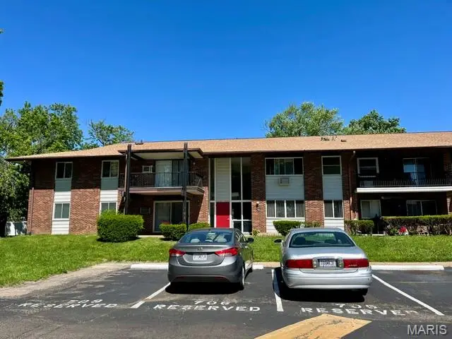 8755 Sieloff Drive #B, Hazelwood, MO 63042 - #2
