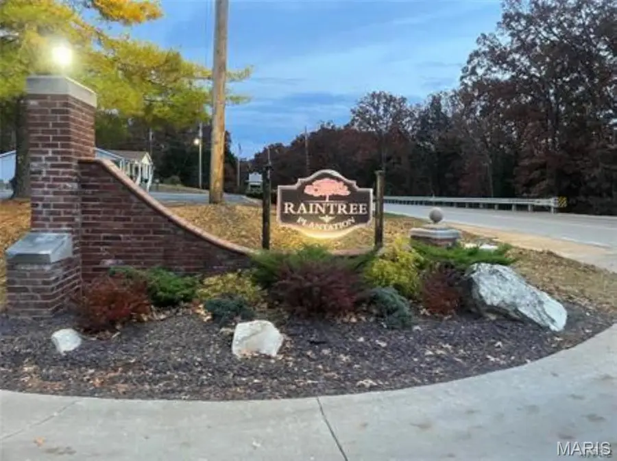 108 Confederate Drive, Raintree Plantation, MO 63050 - #2