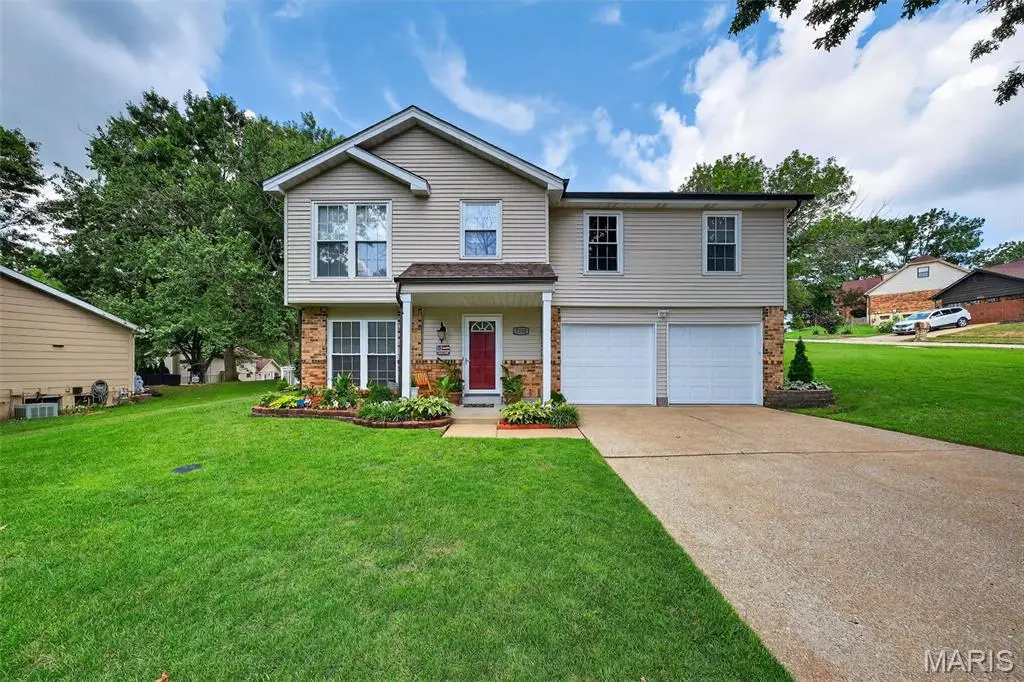 7101 Coram Drive, Saint Louis, MO 63129 - #1