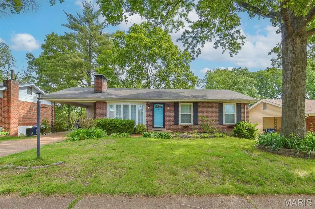 8720 Brookview Drive, Crestwood, MO 63126 - #1