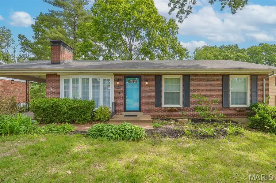 8720 Brookview Drive, Crestwood, MO 63126 - #3