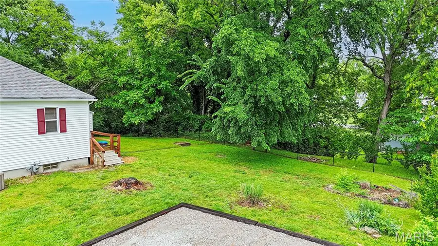 325 Garesche Street, Collinsville, IL 62234 - #3