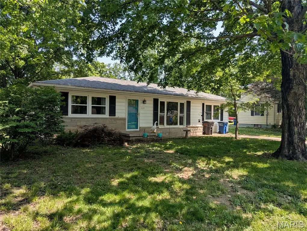 1007 E College Avenue, Greenville, IL 62246 - #1