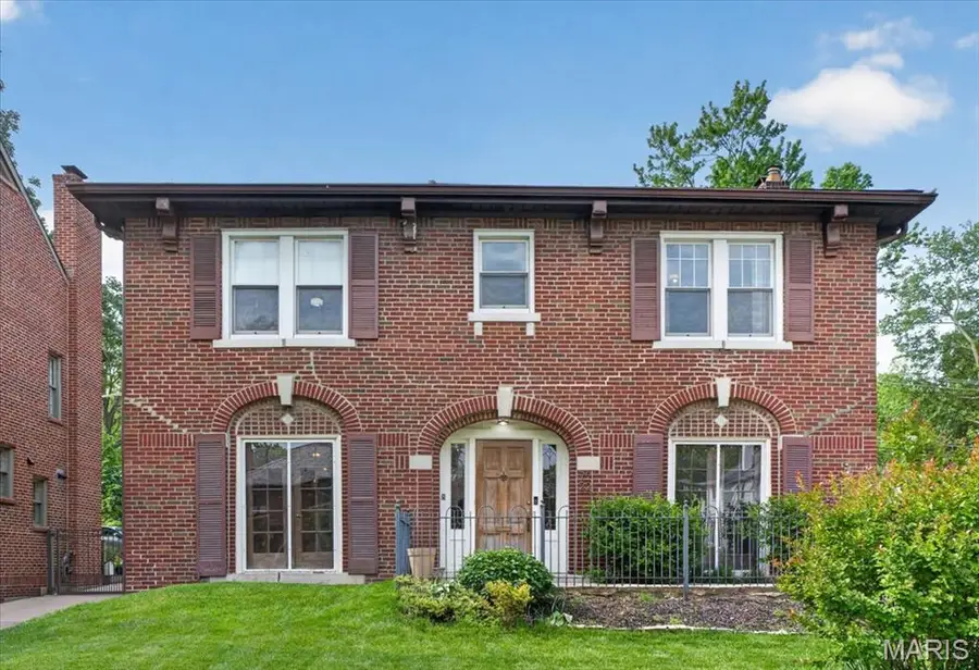 7222 Maryland Avenue, Saint Louis, MO 63130 - #2
