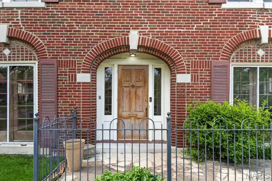 7222 Maryland Avenue, Saint Louis, MO 63130 - #3