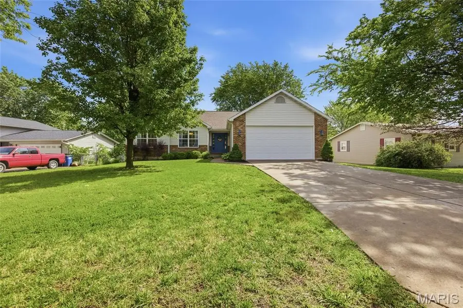 20 W Ofallon Drive, Ofallon, MO 63366 - #2