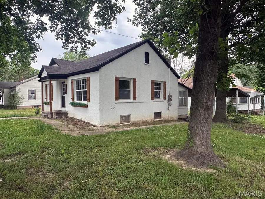 315 S Park Lane, Dexter, MO 63841 - #2