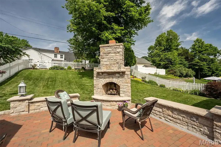 27 Millbrook Lane, Saint Louis, MO 63122 - #3