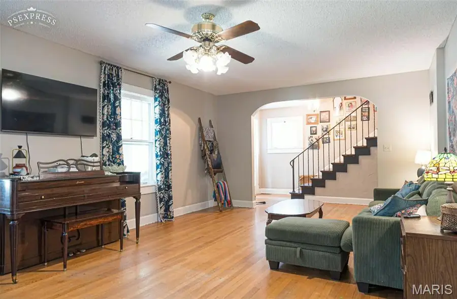 604 Park Avenue, Sikeston, MO 63801 - #2