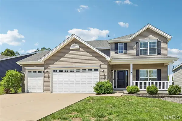 390 Timber Valley Trail, Fenton, MO 63026