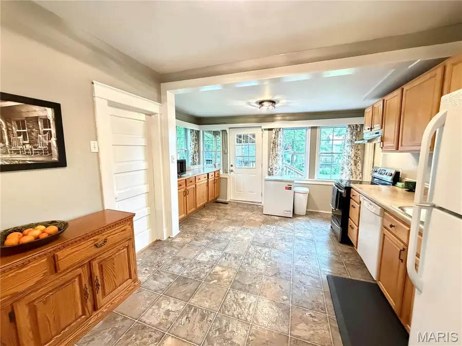805 N Pershing Avenue, Salem, MO 65560 - #3