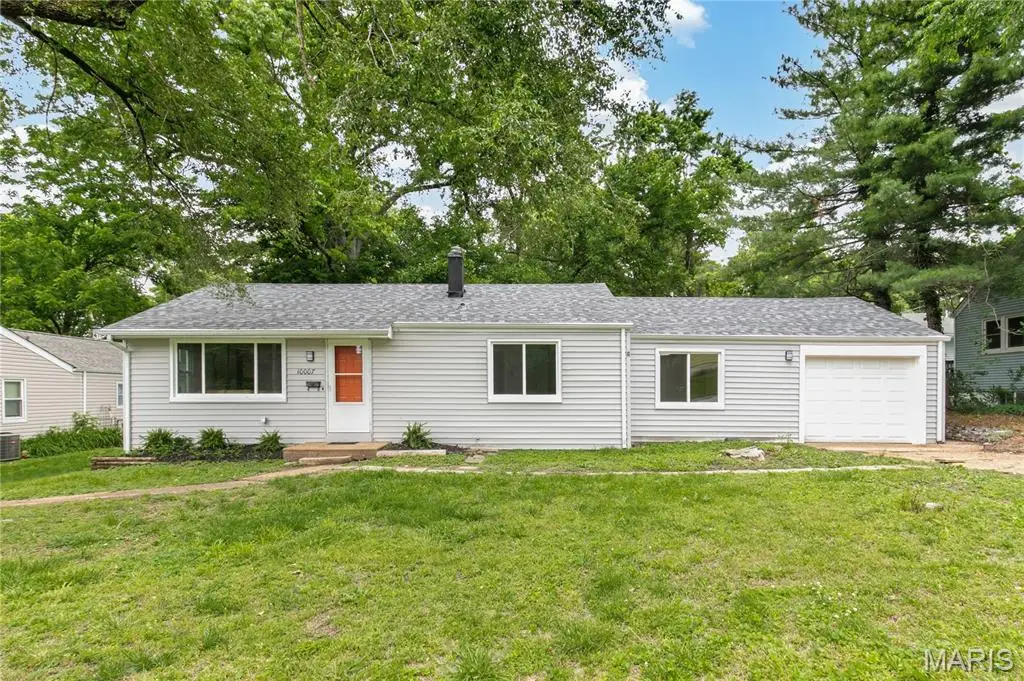 10007 Delta Drive, Breckenridge Hills, MO 63074 - #1
