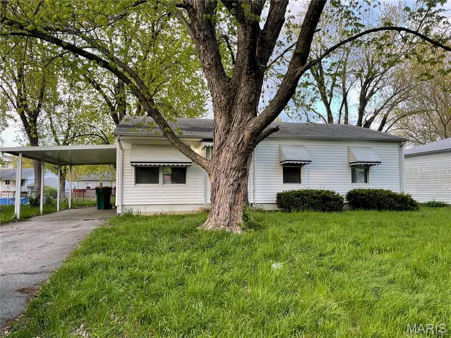 1335 Cabrillo Drive, Saint Louis, MO 63138 - #2