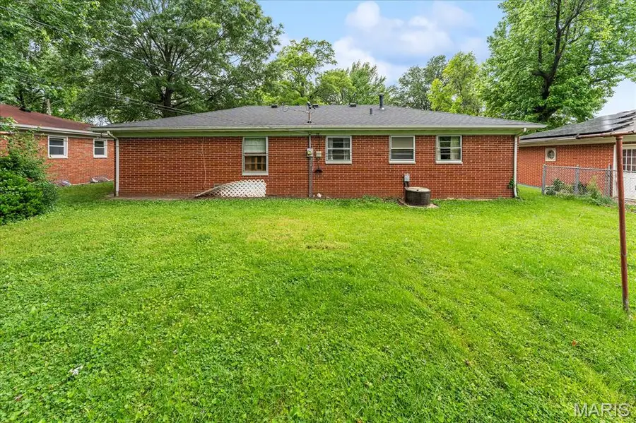 48 Gatewood Court, Belleville, IL 62226 - #2