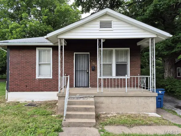 7029 Florence Place, St Louis, MO 63136