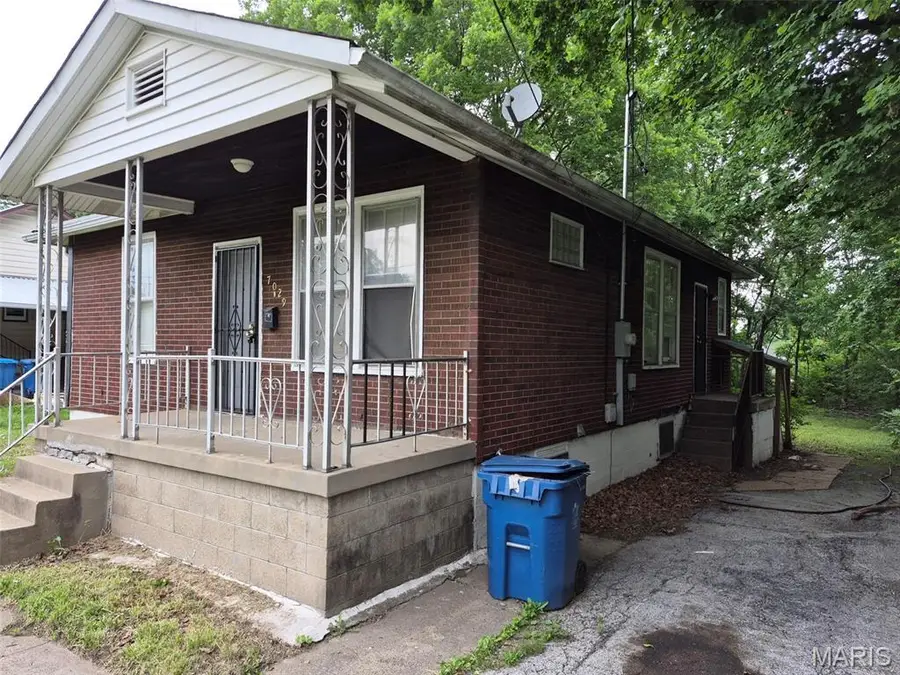 7029 Florence Place, Saint Louis, MO 63136 - #2