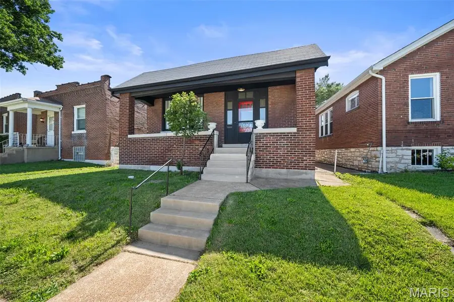 6630 Elmer Avenue, Saint Louis, MO 63109 - #3