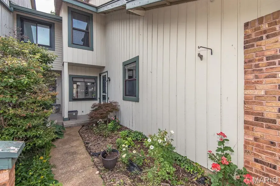 2034 Falling Brook Drive, Maryland Heights, MO 63043 - #3